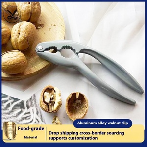 Casse-noix en métal |   Casse-noix manuel pour noix, amandes, noix de cajou et noix de pécan |   Outil de cuisine durable - Product Image 4