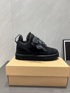 Vente en gros d'usine de nouvelles bottes de neige en cuir tendance et à la mode de la marque, conçues par un designer, avec des semelles épaisses. - Product Image 5