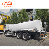 Nouveau camion-citerne HOWO 6x4 robuste avec système de pulvérisation haute pression, réservoir de 10001 à 15000 L pour la construction, l'exploitation minière et la lutte contre la poussière
