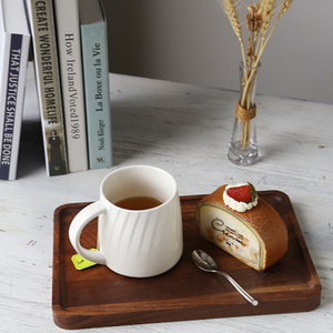 Mug à café en grès céramique à motif dessin animé en relief créatif, couleur unie, sans danger pour les aliments, compatible lave-vaisselle, pour usage domestique et cadeaux d'affaires - Product Image 3