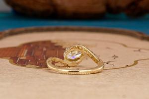 Anillo Ovalado de Dos Puntas para Uso Diario, Elegante Anillo de Mujer con Diseño Moderno y Minimalista, Ajuste Cómodo - Product Image 5