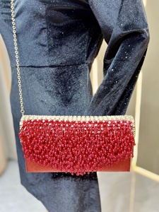 Borsa a tracolla di lusso 2026 con perle, catena e nappe, borsa a busta scintillante in raso, firmata, per feste - Product Image 6