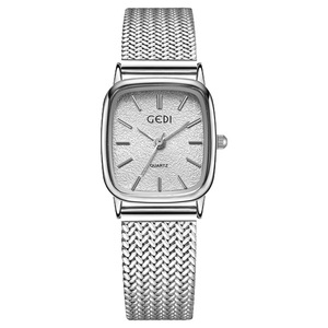Reloj cuadrado dorado para mujer con esfera texturizada, pulsera de malla, elegante reloj de pulsera de cuarzo - Product Image 6