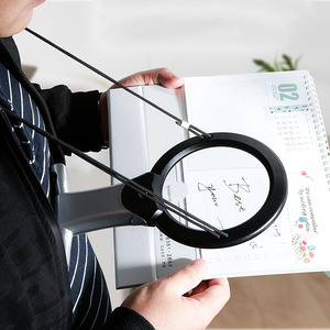 <span class=keywords><strong>Loupe</strong></span> suspendue à LED MG11B-1 avec support, <span class=keywords><strong>loupe</strong></span> de lecture mains libres, <span class=keywords><strong>loupe</strong></span> à porter autour du cou, <span class=keywords><strong>loupe</strong></span> à main, grande <span class=keywords><strong>loupe</strong></span> éclairée - Product Image 2
