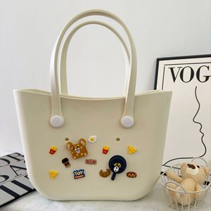 Sac de plage EVA 2026 en vogue, grand format, étanche, avec trous DIY, bandoulière, fermeture ouverte, sac de voyage souple et fourre-tout - Product Image 6