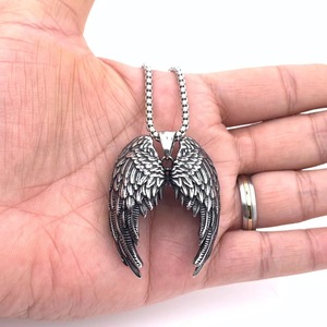Pendentif Aile d'Ange en Acier Inoxydable Collier Unisexe Cadeau Bijoux 2160147 - Product Image 4