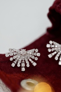 1.0ct VS Naturel Diamant Feux <span class=keywords><strong>D</strong></span>'artifice <span class=keywords><strong>Boucles</strong></span> <span class=keywords><strong>D</strong></span>'<span class=keywords><strong>oreilles</strong></span> Goujons <span class=keywords><strong>18</strong></span> <span class=keywords><strong>Carats</strong></span> Solide <span class=keywords><strong>Or</strong></span> <span class=keywords><strong>Jaune</strong></span> Dernière Mode Plein Bling Quotidien <span class=keywords><strong>Boucles</strong></span> <span class=keywords><strong>D</strong></span>'<span class=keywords><strong>oreilles</strong></span> - Product Image 2