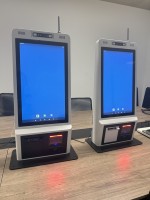 Kiosco Profesional de Autoservicio para Alimentos de 21.5 Pulgadas con Pantalla Táctil, Escáner NFC, WiFi, SDK para Android/Windows y Capacidad de Pago