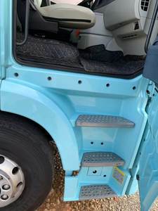 Camión Tractor FAW JH6 Usado Ultra Potente de 610HP con Motor Weichai Diseñado para Transporte Minero y Logística de Carga Pesada - Product Image 4