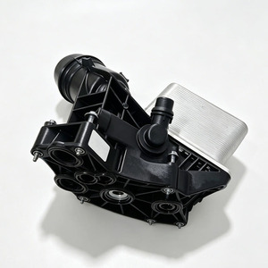 OE 11428583895 Boîtier de refroidisseur d'huile moteur en gros pour BMW Série 5 G30 G38 X3 G01 X7 G07 - Product Image 1