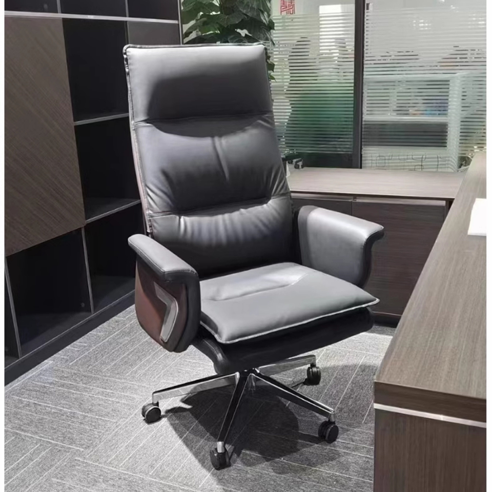 Latest New Luxury Leather Executive Office Chair With Arm Rest Orange Pu Leather Boss Office Chair