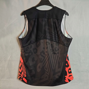 Maillot de netball sans manches PUFFIN SPORTS à col en V, imprimé par sublimation, évacuation de l'humidité, 100 % polyester, coupe athlétique pour adulte - Product Image 5