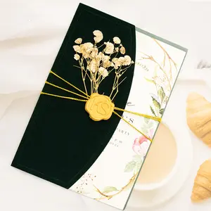 Custom Gold Writing Printed Velvet Envelope Acrylic Wedding Invitation Cards Wax Seal Wedding Invitation Card