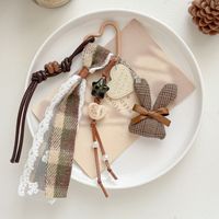 Porte-clés Lapin Mignon en Tissu à Carreaux Rétro Cousu Main avec Ruban en Dentelle et Étiquette Cœur, Style Mori, Charme de Sac Frais et Naturel pour l'Automne