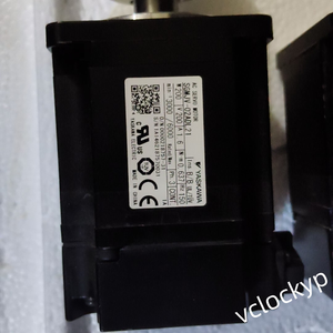 Motor Servo AC YASKAWA Original Usado SGMJV-02ADA21 200W MOT-I-4184=9Q39 - Product Image 4