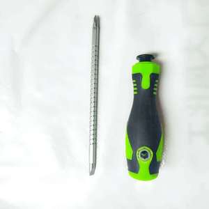 Telescopic Ratchet Screwdriver Green Handle Flat Head Bit Industrial Grade Magnetic Anti-Slip Texture One Word Rotary Head - Product Image 4