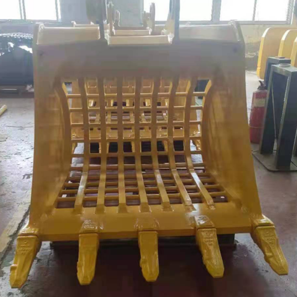 Hydraulic Tilt Swivel Bucket For Mini Excavator Clean Out Bucket Excavator Accessories