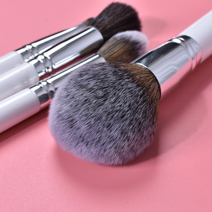 Chuyên Nghiệp Trắng Tổng Hợp Trang Điểm Bàn Chải Thiết Lập <span class=keywords><strong>2025</strong></span> Tốt Nhất Người Bán Lông Mày Mắt Trang Điểm Bàn Chải Thiết Lập Nhãn Hiệu Riêng <span class=keywords><strong>Make</strong></span> <span class=keywords><strong>Up</strong></span> Bàn Chải - Product Image 5