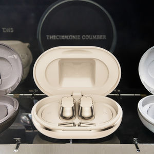 Audífonos Inalámbricos Normales con Gancho para la Oreja, BT 5.4, Altavoz de 12 mm, 3 Horas de Reproducción, Carga Tipo C, para Teléfono Android - Negro/Beige - Product Image 5