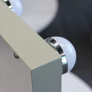 Miroir de maquillage éclairé Hollywood 20''x17'' avec 14 ampoules LED à intensité variable pour dressing et chambre à coucher - Product Image 5