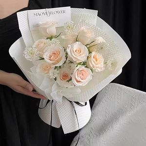 <span class=keywords><strong>Carta</strong></span> da Imballaggio Floreale Impermeabile in PE, Elegante e Resistente, con Goffratura Monolaterale su Cartoncino Duplex, per Decorazioni Floreali - Product Image 6
