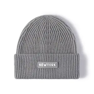 Cappelli cappelli invernali Logo personalizzato berretto invernale lavorato a maglia con Patch in PU cappelli e berretti New Yorker per uomo e donna