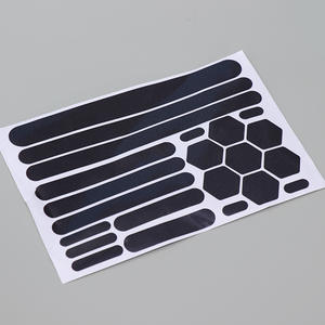 Tiras adhesivas reflectantes negras con forma hexagonal para decoración de casco de motocicleta y coche, cubierta impermeable para arañazos, mejora de diseño - Product Image 1