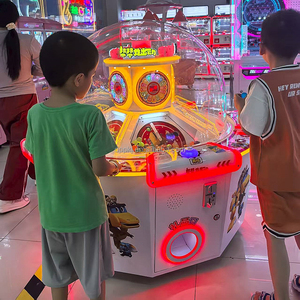 Distributeur automatique de jeux de sucette à pièces <span class=keywords><strong>pour</strong></span> 5 joueurs <span class=keywords><strong>pour</strong></span> bonbons et gommes <span class=keywords><strong>pour</strong></span> enfants Machine d'arcade Distributeur automatique d'œufs torsadés <span class=keywords><strong>pour</strong></span> enfants - Product Image 1