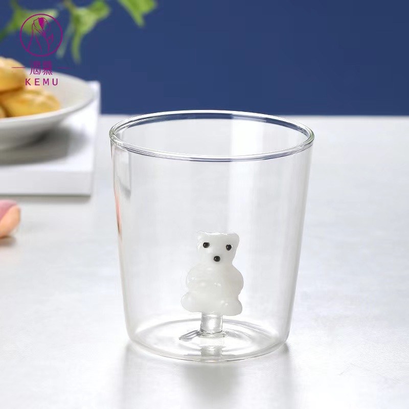 Ours blanc