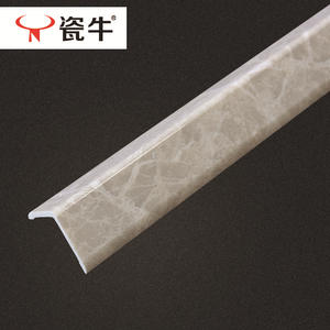 Protecteur d'angle mural moderne en <span class=keywords><strong>PVC</strong></span> Bande d'angle pour carreaux Bande de bord décorative en métal Bande de garniture de panneau grise pour l'usage au sol - Product Image 3
