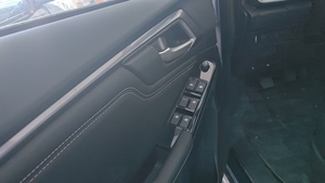 Pour Isuzu T30 <span class=keywords><strong>Diesel</strong></span> 4x4 <span class=keywords><strong>Mini</strong></span> camion pick-up nouvelle boîte de vitesses <span class=keywords><strong>automatique</strong></span> avec clôture et caméra arrière - Product Image 6