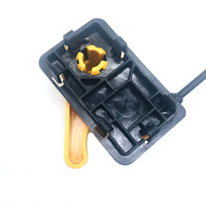 Poignée de déverrouillage du capot pour Ford Focus - Pièce ED8B16A770AB - Product Image 3