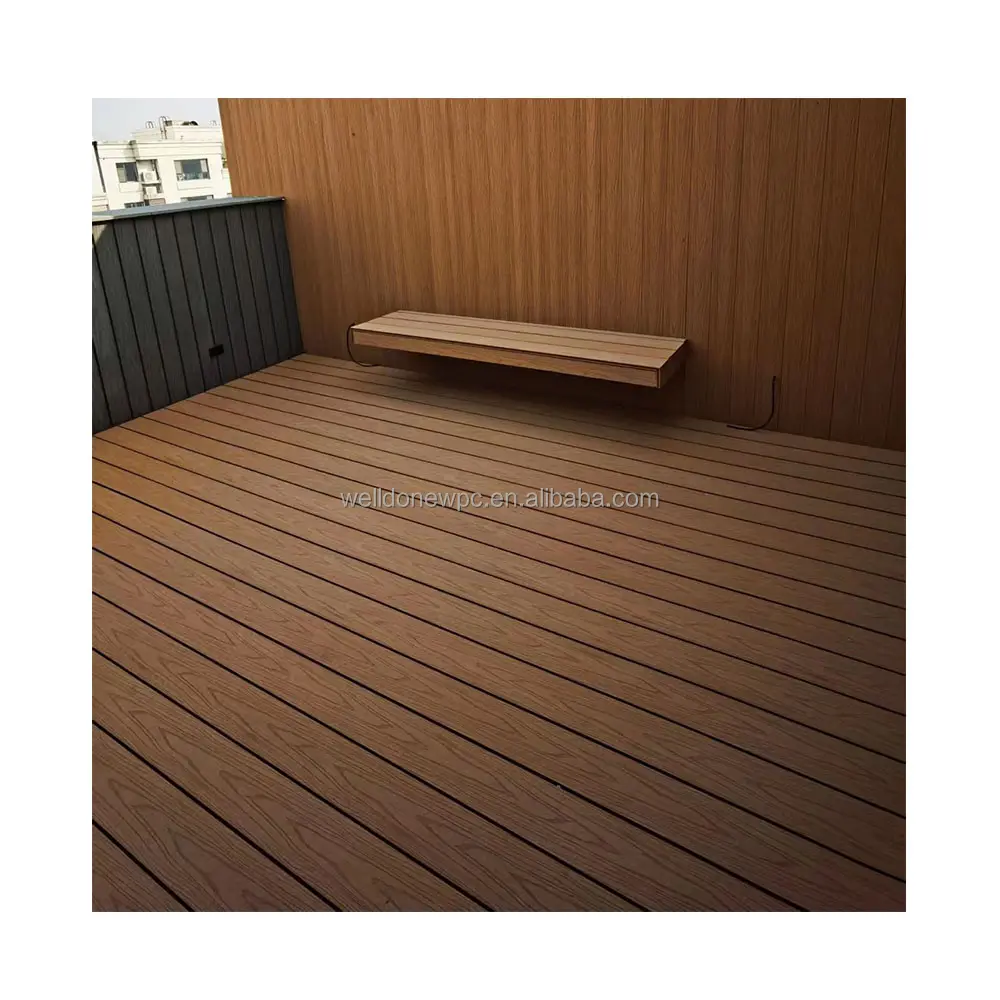 Co-estrusione WPC terrazzo fornitore di legno plastica solido composito Decking WPC Decking