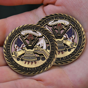 Moneda de desafío de metal con temática cruzada de latón grabado personalizado, pedido mínimo no requerido, logotipo de impresión, soporte para monedas de recuerdo - Product Image 1