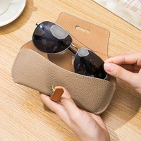 Étui à lunettes en cuir véritable créatif en gros, étui à lunettes portable souple, pochette rétro pour lunettes de voyage