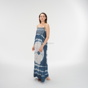 Vestido Largo Holgado Estampado con Efecto Tie-Dye y Bordado Blanco, Tirantes Ajustables, Tallas Grandes, Diseño Único Personalizado 2025 - Product Image 4