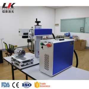 Graveur laser à fibre de 30 watts, machine de marquage laser à fibre JPT, 110*110 mm avec tête rotative, machine de fabrication laser - Product Image 4