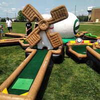 Terrain de golf gonflable portable sur mesure, mini parcours de golf en PVC, modèle jouet pour les fêtes et les événements, à vendre
