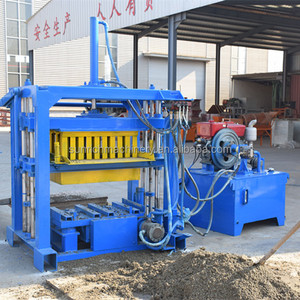 Presse hydraulique à moteur diesel pour la fabrication de blocs de pavés creux en <span class=keywords><strong>béton</strong></span> - Product Image 5
