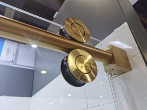 عرض مميز تصميم عصري ذهبي للاستحمام ولوحة منزلقة للحمام والفندق/الفيلا بدون إطار ذهبي - Product Image 3