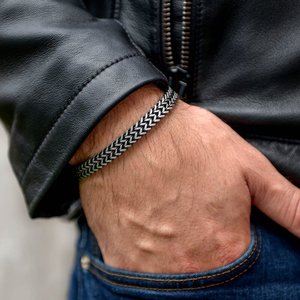 Pulsera de acero inoxidable para hombre, pulsera de cadena gruesa de acero inoxidable, accesorio elegante y moderno para hombre - Product Image 2