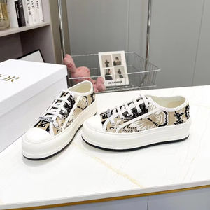 Zapatillas Clásicas con Plataforma y Estampado en Relieve, Punta Abierta, para Hombre y Mujer, Suela Gruesa de 4.5 cm, Zapatos de Lona, Zapatos Deportivos Casuales - Product Image 3