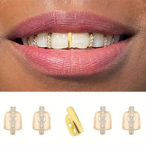 Grillz Hip Hop Iced Out, Capuchons dentaires micro-pavés en zircon plaqué or et argent, Bijoux dentaires pour rappeurs, Décoration de fête - Product Image 5