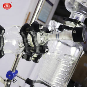 Évaporateur rotatif numérique électrique de laboratoire 50L à double condenseur avec refroidisseur et moteur - Product Image 6