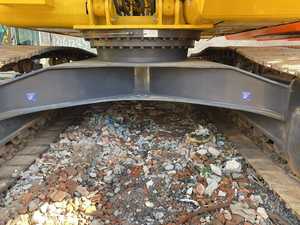 Excavadora Usada de Alta Calidad, Komatsu PC220, Excavadora de Cadenas Usada Komatsu PC220 en Venta - Product Image 4