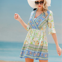 JAKIJAYI Mode bohème vacances été imprimé tropical et robes florales longues col en V vente en gros usine robe de femme personnalisée