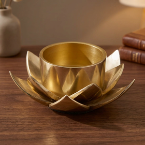 Support de Bougie Chaude Soma Pema Lotus Doré, Artisanat Écologique et Durable, Décoration Religieuse pour la Maison - Product Image 6