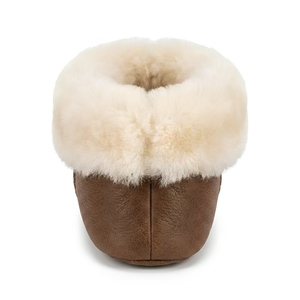 Bottes de neige pour femmes, bottes d'hiver en peau de mouton, à enfiler, doublées de peluche, bout fermé, semelle en caoutchouc antidérapante, chaussures plates de couleur unie - Product Image 4