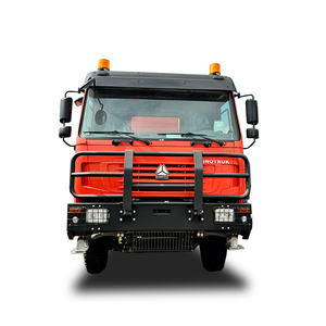 Camion-citerne Sinotruk Howo 8x4 à bas prix, 12 roues, <span class=keywords><strong>d</strong></span>'<span class=keywords><strong>occasion</strong></span>, 30000L, utilisé pour le transport de diverses matières combustibles - Product Image 1