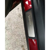2023 Yaris Cross Bande de seuil de porte éclairée par LED en acier inoxydable pour modification automobile